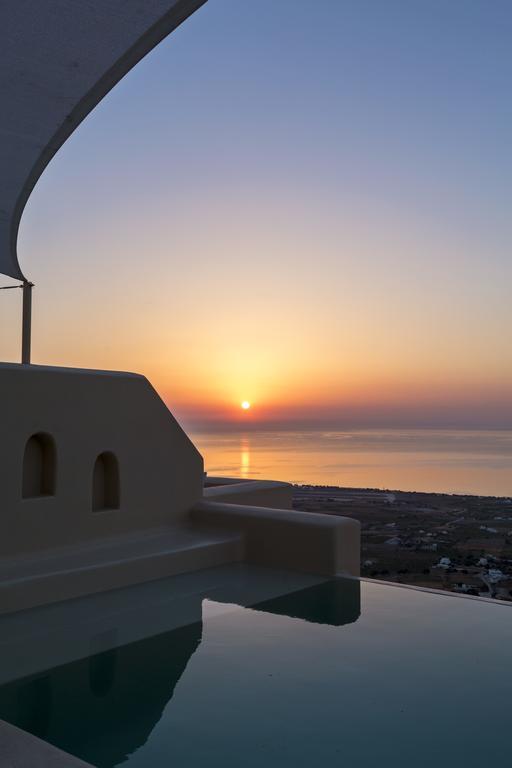 Skyfall - Adults Only 5* Pýrgos